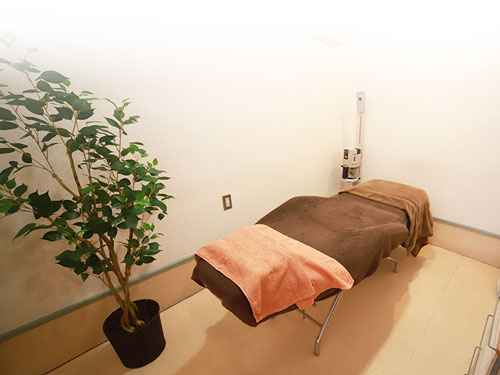 フェイスエステオオミナト